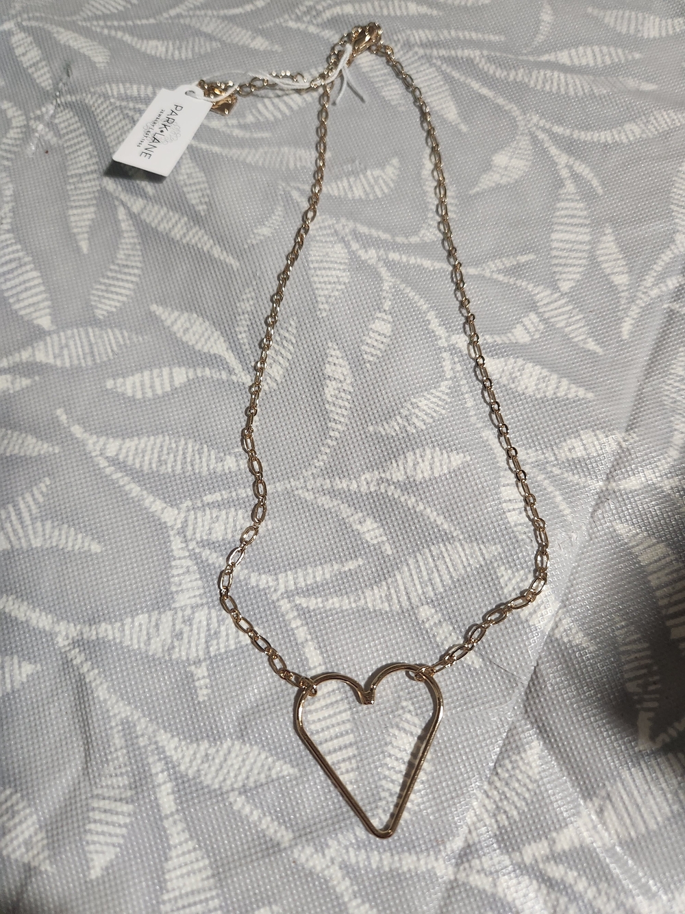 parklane juliet Gold Heart Outline Pendant Necklace